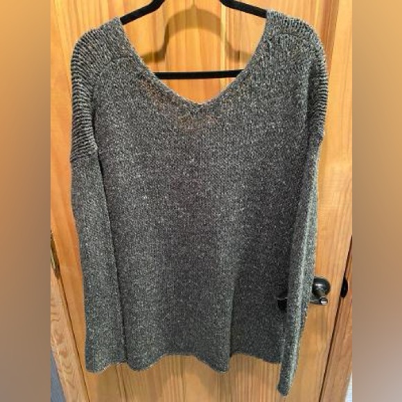 Vince oversized sweater- Medium - M - Picture 2 of 3